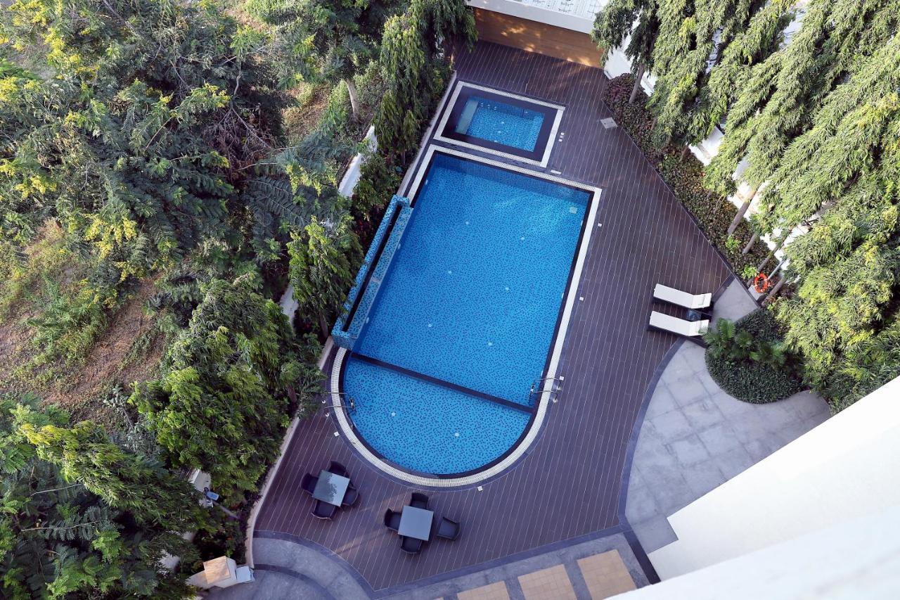 Quality Inn Patria Suites, ראג'קוט מראה חיצוני תמונה