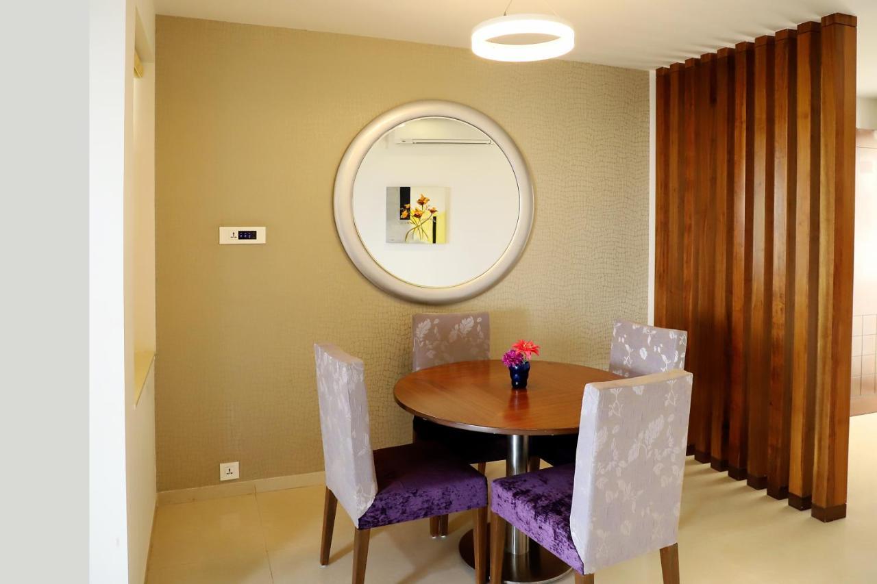Quality Inn Patria Suites, ראג'קוט מראה חיצוני תמונה