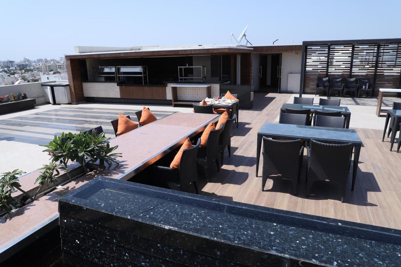 Quality Inn Patria Suites, ראג'קוט מראה חיצוני תמונה