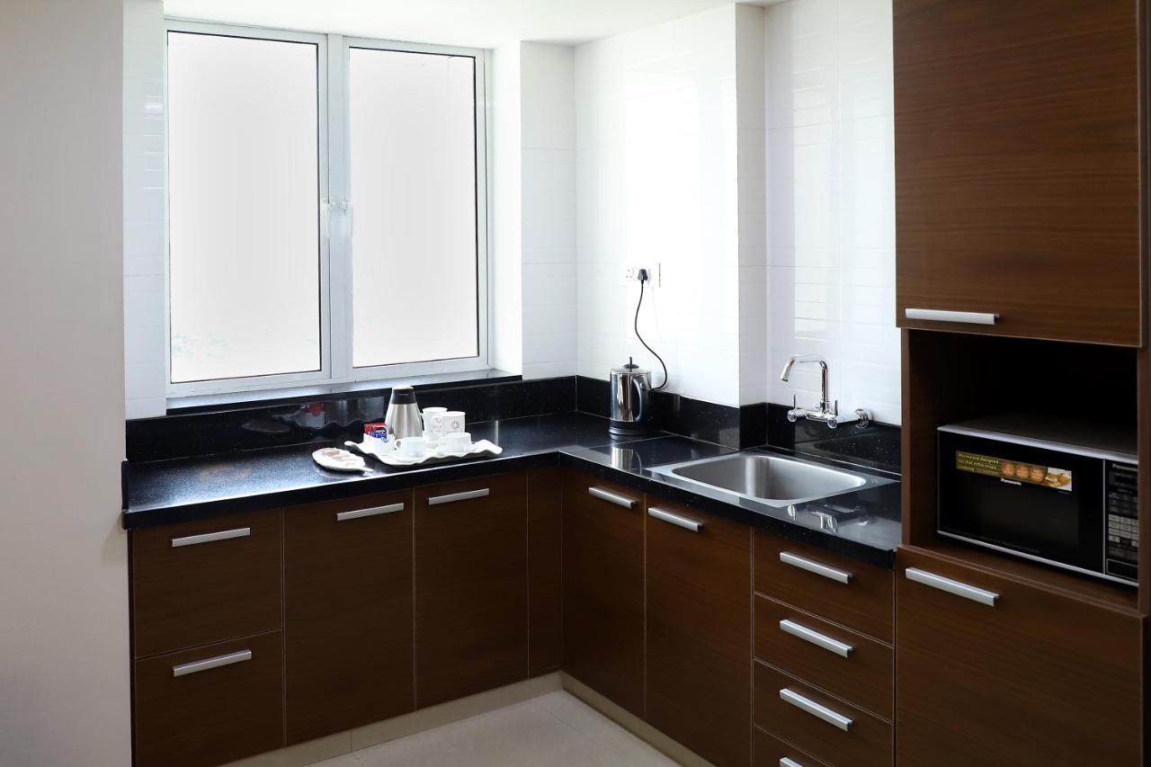 Quality Inn Patria Suites, ראג'קוט מראה חיצוני תמונה