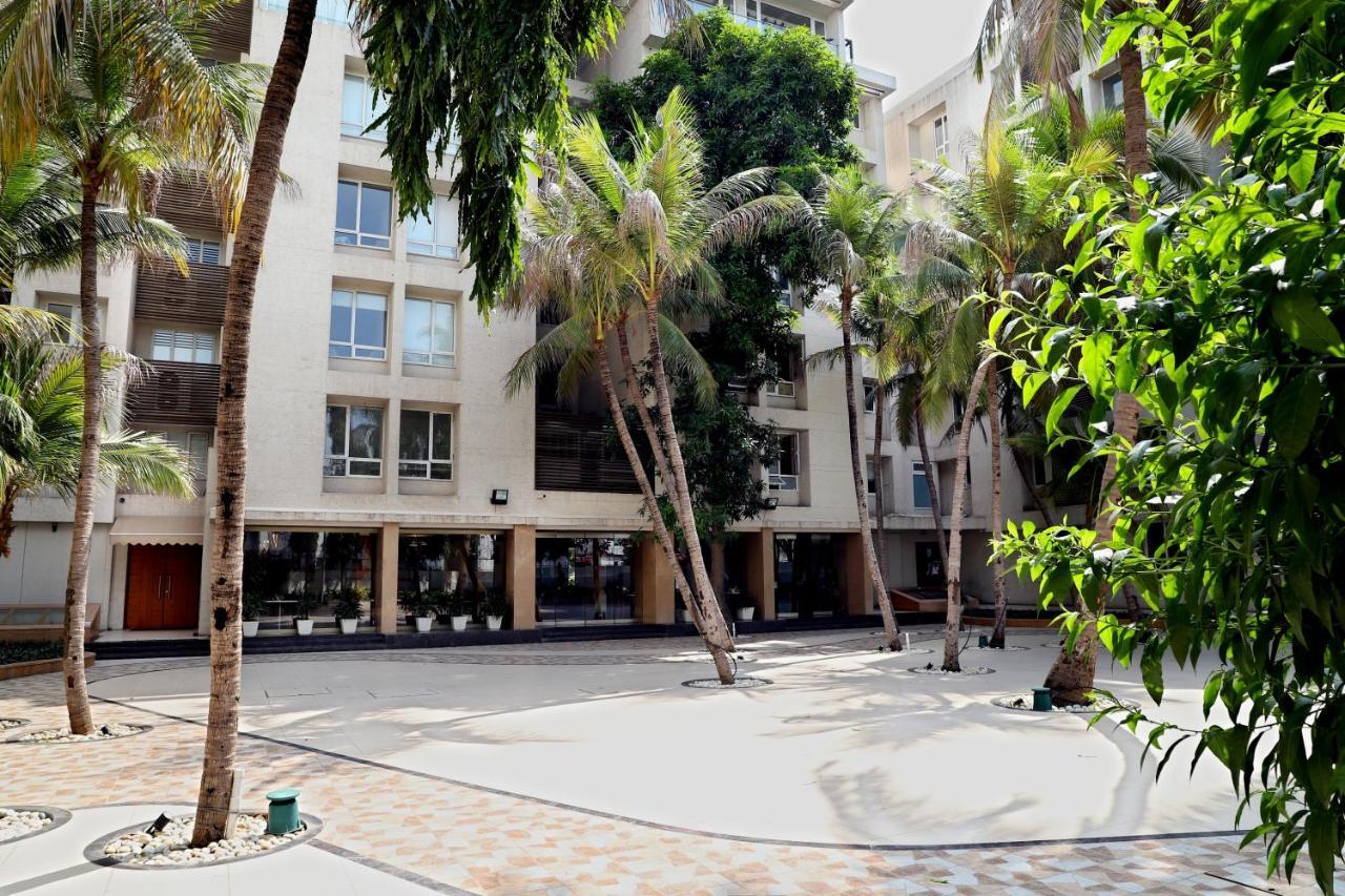 Quality Inn Patria Suites, ראג'קוט מראה חיצוני תמונה